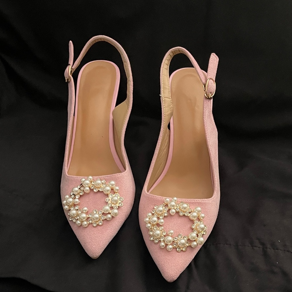 Elegant Pink Slingback Heels with Pearl Embellishments